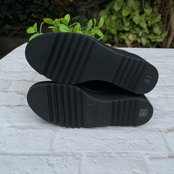 Eileen Fisher Lark wedge heel booties women’s size 5.5 - Picture 6 of 11